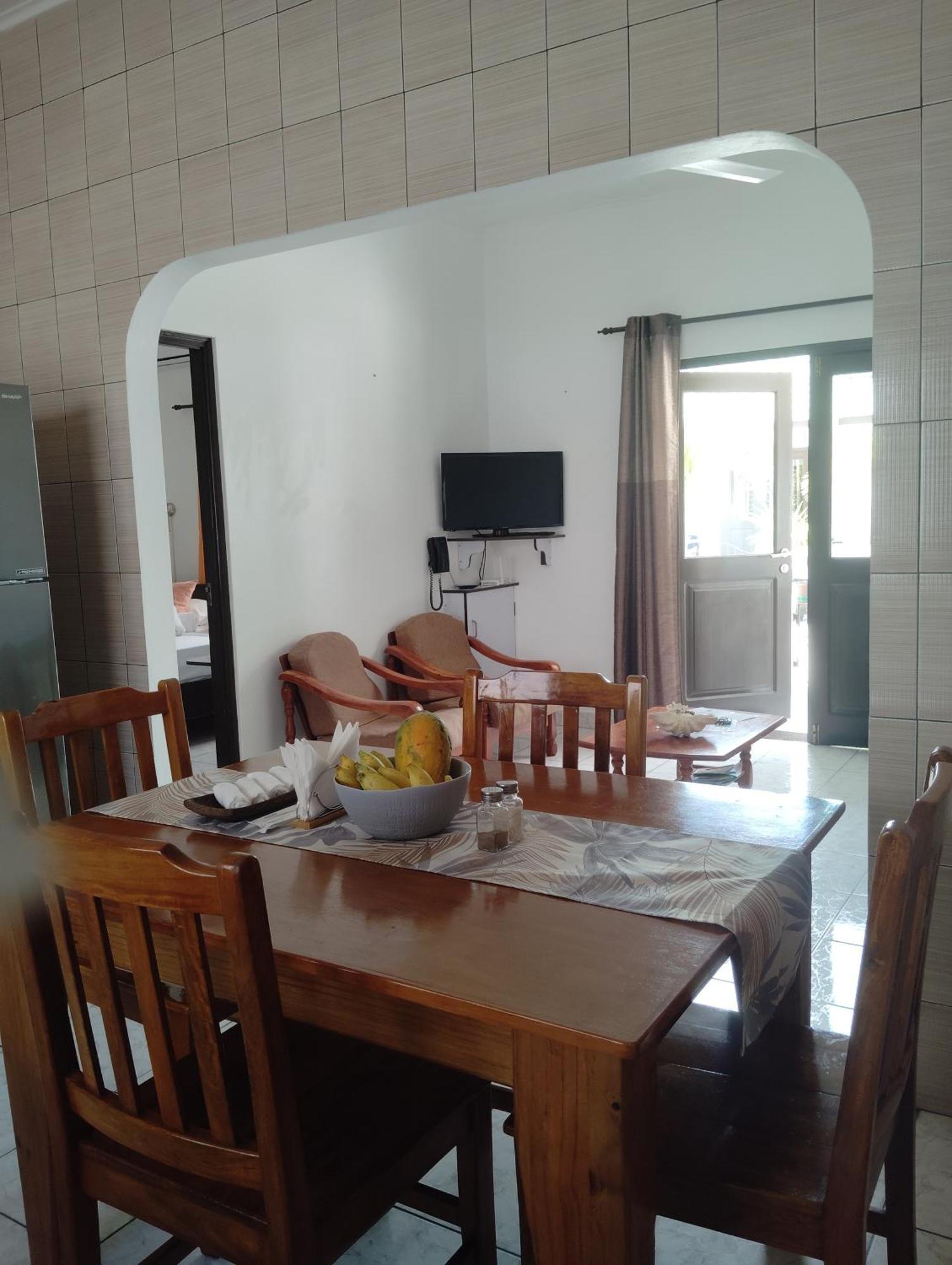 Roche Kerlan Apartments Гранд Анс Екстериор снимка